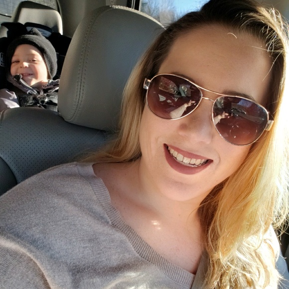 Meet your Posher, Allura - Picture 1 of 1